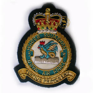 Insigne de broderie brodé à ressort en fil d'aluminium pur insigne de couronne de dentelle de bagages de mode brodé à la main - Product Image 3