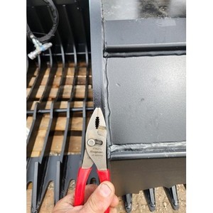 อุปกรณ์จับจับสิ่งของแบบแปรงสำหรับรถตักล้อยางรุ่น Farm Skid Steer ปี 2026 Jenkins SG84 สำหรับจัดการกิ่งไม้และเศษวัสดุ - Product Image 4