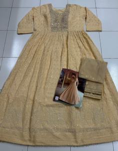 Robe Anarkali de créateur moderne Sayuri avec broderie élégante Bubina pour les fonctions de mariage Tenue de fête Occasions festives - Product Image 5