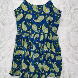 Mini vestido de algodón estampado Multicolor para mujer, informal, mangas regulares, técnica bordada de algodón 100% para fiesta, temporada de primavera - Product Image 1