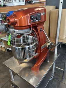 เครื่องผสมอาหารเชิงพาณิชย์รุ่นใหม่ HL200 ขนาด 20 ควอร์ต พร้อมตัวป้องกันโถผสมและโถผสม, 120V 1/2HP - Product Image 2