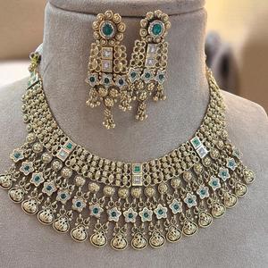 Conjunto de collar Rajwadi chapado en oro de calidad superior tradicional con pendientes para mujer, conjunto de collar clásico para ropa de boda - Product Image 1