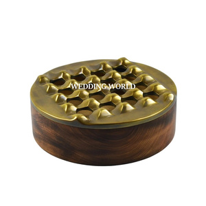 Nueva llegada Cenicero de madera de calidad superior hecho a mano Barware Cenicero Tamaño personalizado Diseñador Nuevo Cenicero - Product Image 2