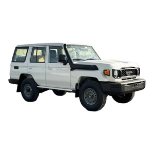 Nuevo/Usado 2024 para LAND CRUISER LC76 4.2L Euro IV, 6 Plazas, 4x4, Diésel, Automático, Asientos de Cuero, Volante a la Izquierda, Color Oscuro - Product Image 1