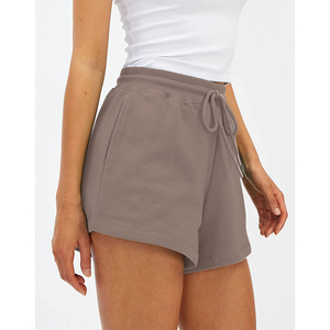 Vêtements de sport taille haute pour femmes Short de survêtement Tissu polaire respirant Logo personnalisé Décoration Hot New Summer Colors - Product Image 3