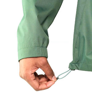 Chaqueta de lluvia de invierno para hombre de alta calidad, ropa de calle transpirable, patrón de cuello levantado, servicio OEM personalizado, precio bajo, gran oferta - Product Image 4