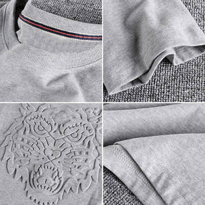 Fabricante de ropa personalizado Puff impresión Logo peso pesado de alta calidad OEM Premium algodón en relieve camiseta hombres - Product Image 4