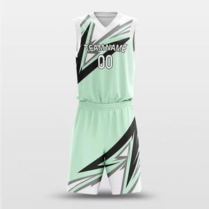 Ensemble de maillots de basket-ball personnalisés pour hommes et adultes, uniforme d'entraînement de basket-ball uni avec logo imprimé par sublimation respirante - Product Image 1