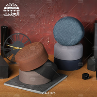 Nouveauté Vêtements islamiques kuffi Bonnet musulman pour hommes Chapeaux islamiques pakistanais pour hommes Bonnets payar faits sur mesure Bonnet de prière