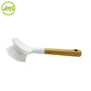 Juego de 5 Cepillos de Limpieza Multiusos para Cocina con Cerdas de Nailon y Soporte de Bambú Ecológico - Product Image 6