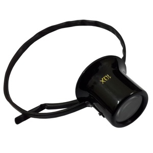 Verre oculaire en plastique oxydé pour lunettes Nos. 1 à 4 Cette loupe se fixe facilement à la monture de n'importe quelle paire de lunettes ordinaires. - Product Image 1