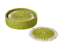 Sous-verres ronds en rotin avec coquillages, tapis à boissons naturels minimalistes pour la décoration de la maison scandinave moderne, pour le café, le thé, la protection du bureau