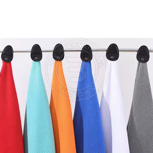 Serviette de golf polyvalente et multifonctionnelle pour nettoyer les clubs, les putters et les balles, tissu haute densité - Product Image 5