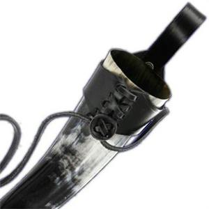 Corne à boire Grenouille en cuir noir médiévale incluse Peut contenir jusqu'à 15oz de liquide. - Product Image 3