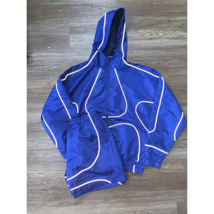 Vente en gros Ensemble de survêtement en nylon uni respirant et léger pour hommes surdimensionné populaire pour l'exercice - Product Image 2