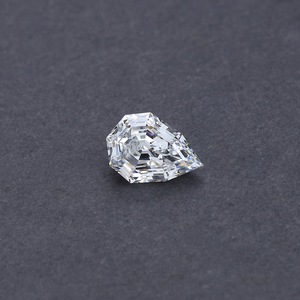 Diamante cultivado en laboratorio VVS de corte de pera con certificado IGI personalizado para la fabricación de joyas a precio mayorista de fabricante indio - Product Image 1
