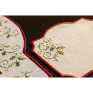 Juego de Mantel de Mesa Bordado con Diseño Floral Navideño de 22 Piezas, Camino de Mesa Rectangular de Lino de Poliéster Resistente a las Manchas - Product Image 4