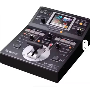 Console de mixage vidéo numérique Roland V-4EX 4 canaux, commutateur vidéo, convertisseur AV pour la production en studio - Product Image 1
