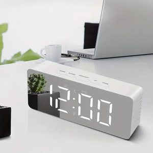 Horloge de table LED électrique avec alarme pour la maison, la chambre à coucher, les enfants, les adolescents, les garçons, les filles, les personnes âgées, la <span class=keywords><strong>cuisine</strong></span>, le bureau - Product Image 1