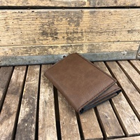 Visconti Dompet RFID Kulit Lipat Tiga Terbuka Pendek Vintage dengan Warna & Logo Khusus untuk Hadiah Pria TDW-0038