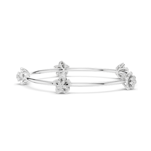 กำไลข้อมือเพชรแล็บทรงดอกไม้ 1.04 กะรัต เจียระไนแบบบริลเลียนท์ ทอง 18KT, 14KT, 10KT และเงิน 925  มีตัวเลือกสีโรสโกลด์, เยลโลว์โกลด์, ไวท์โกลด์ - Product Image 2