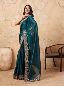 ผ้าส่าหรีชีฟองสีม่วงแบบดั้งเดิม หรูหรา ปักลาย ขอบตัดแต่ง ประดับตกแต่ง แห้งเร็ว ใส่ได้ทุกฤดู สำหรับงานปาร์ตี้ งานแต่งงาน - Product Image 3