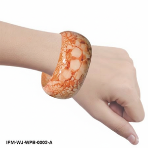 Bracelet en bois peint de style vintage, grand bracelet bombé, motif abstrait aux tons terreux, bijoux, cadeau unique pour elle - Product Image 4