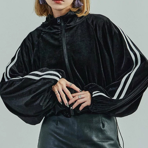 Sweat à capuche en velours chaud et doux avec un look haut de gamme, coupe confortable, sweats à capuche pour femmes 2026 / Tissu en velours de haute qualité, sweats à capuche pour femmes 2026 - Product Image 3