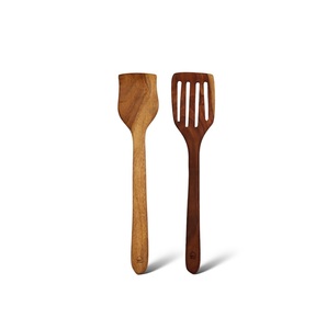 Utensilios de cocina de madera Espátula hecha a mano Herramientas de cocina no pegajosas Cuchara de cocina de madera duradera con soporte - Product Image 6