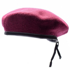 Style décontracté léger hiver chaud français laine béret chapeau pour hommes femmes couleur unie classique Logo personnalisé Super Badges - Product Image 3