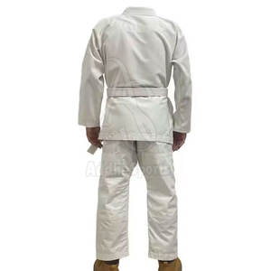 Combinaison de karaté en coton durable pour enfants avec entraînement à la ceinture et équipement de pratique d'arts martiaux pour enfants - Product Image 3