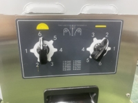 Machine à griller verticale pour pains à burger à bas prix, facile à utiliser, pour la cuisson des pains à hamburger