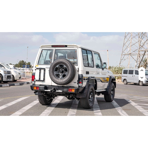 VENTA RÁPIDA DE AUTOMÓVILES USADOS TOYOTA Land-cruisers LC71 SUV - Product Image 2