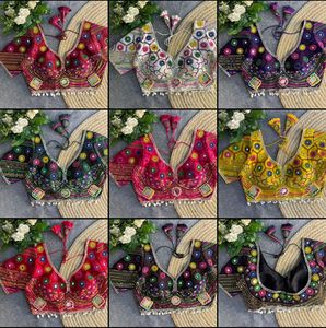 Blusa confeccionada de seda italiana pesada de primera calidad con espejo múltiple real y estilo Kolkata de trabajo manual perfecto para la colección navratri - Product Image 6