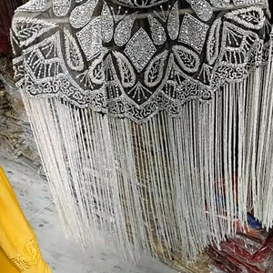 ผ้าคลุมไหล่ประดับลูกปัดและเลื่อมทรงตรงสไตล์เบอร์เลสก์ พร้อมสายลูกปัดห้อยระย้า คอวี ผูกด้านหลัง ยาวกรอมพื้น เหมาะสำหรับงานปาร์ตี้คลับ งานเฉลิมฉลอง - Product Image 4