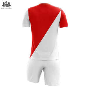 ชุดฟุตบอลแขนสั้นสำหรับผู้ชายและผู้หญิง |   ชุดกีฬา |   ผ้าระบายอากาศ แห้งเร็ว รับผลิตแบบ OEM |   สีที่ปรับแต่งได้ - Product Image 3