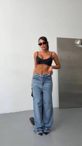 Jean en denim délavé vintage pour femme, taille basse, fermeture boutonnée, coupe droite décontractée, fabriqué en Turquie, personnalisable - Product Image 2