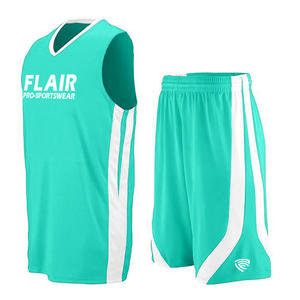 Conjunto de ropa de baloncesto de alta calidad personalizable para hombre, de talla grande XS Camiseta deportiva, pantalones cortos, camiseta de baloncesto Digital transpirable - Product Image 2