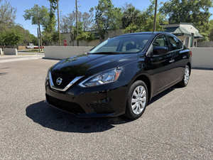 Voiture d'occasion de qualité abordable, Nissan Sentra S 2017, conduite à gauche - Product Image 3