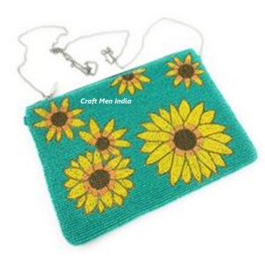 2025 pochette perlée personnalisée pour femmes et filles fermeture à glissière accessoires de mode pour fête et soirée - Product Image 1