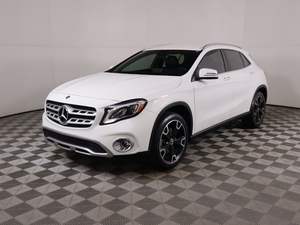 Bastante usado cuidadosamente usado 2020 Mercedes-Benz GLA - Product Image 5