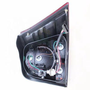 A dejar de combinación LED coche de luz de cola para VW Golf 4 / MK4 1998 - 2004 - Product Image 4