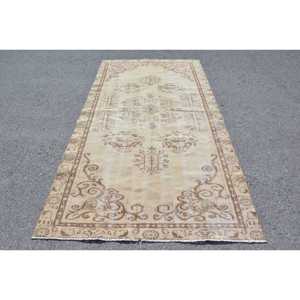 Turkish Rug, 4.9x9.4 ft Vintage Rug, <b>Brown</b> White Camouflage <b>Wool</b> Rug - Product Image 1