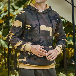 Sweat à capuche décontracté pour homme en motif de camouflage classique pour un usage quotidien Sweat à capuche léger de camouflage pour homme avec capuche réglable - Product Image 3