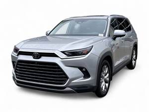 Limpio de segunda mano 2024 Toyo_ta Grand Highlander Limited tracción delantera - Product Image 3