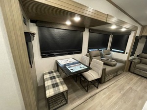 Nueva caravana K-Z Rv D-u-r-a-n-g-o 333RLT 2025 - Product Image 6