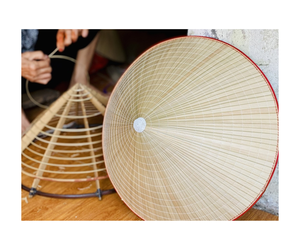 Sombrero de jardinería Sombrero de playa para el sol de hojas de palma de bambú Non La Vietnam Símbolo de cultura y belleza - Product Image 2