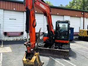 รถขุดขนาดเล็ก Kubota KX040-5 ราคาประหยัด ทนทาน กะทัดรัด เหมาะสำหรับงานก่อสร้าง จัดสวน ทำฟาร์ม และงานดินทั่วไป - Product Image 1