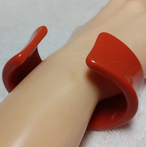 Aaliyan อิมเพ็กซ์นำเสนอกำไลเรซินออกแบบที่ไม่ซ้ำใครฝุ่นโลหะสำหรับการจัดนิทรรศการแฟชั่นงานแสดงสินค้าราคาประหยัด - Product Image 3