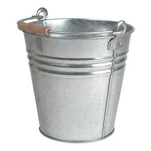 Jardinière en métal galvanisé avec surface patinée idéale pour les motifs floraux saisonniers dans les maisons, les jardins ou les événements - Product Image 3